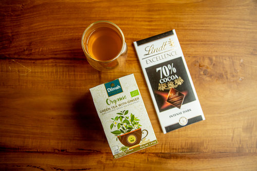 LINDT 70% Cocoa Intense Dark paired with Green tea with Ginger