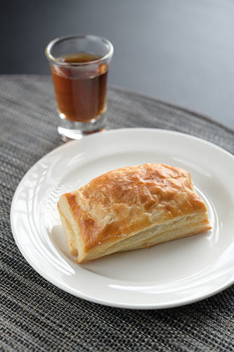 The Original Earl Grey paired with Potato Curry puff