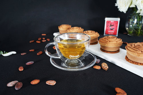 Fleur De Cacao paired with Sencha Green Extra Special