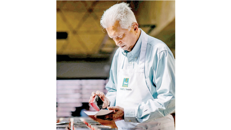 Dilmah founder celebrates 71 years