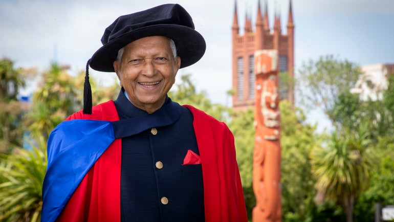 Dilmah founder Merrill J. Fernando's work recognized with NZ doctorate