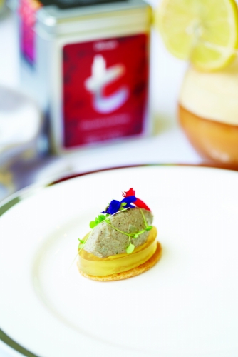 CHICKEN & MUSHROOM MOUSSE WITH APPLE JELLY
