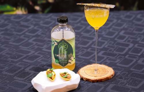 Juicy Bounce paired with Crispy Beef Rendang