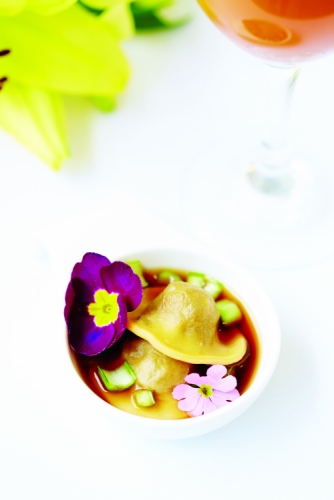 DILMAH NATURAL CEYLON GINGER TEA, PORK RAVIOLI, CHOI SUM, CONSOMME