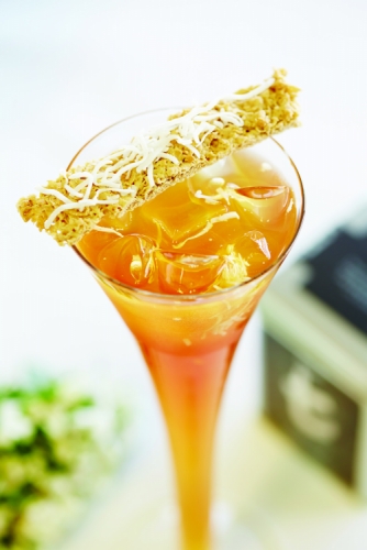 DILMAH EARL GREY & COCONUT ICED TEA