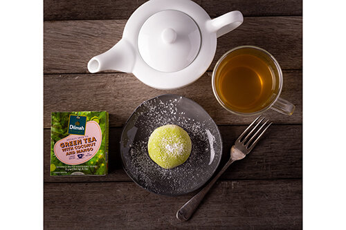 Dilmah Green Tea with Coconut and Mango Mochi