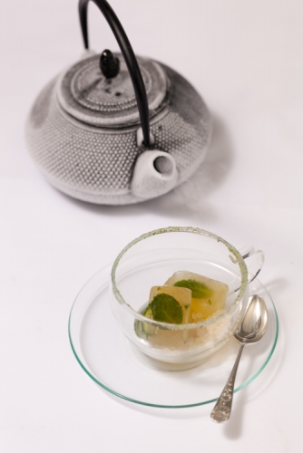 Dilmah Green Tea with Lemongrass & Moroccan Mint Ice Cubes